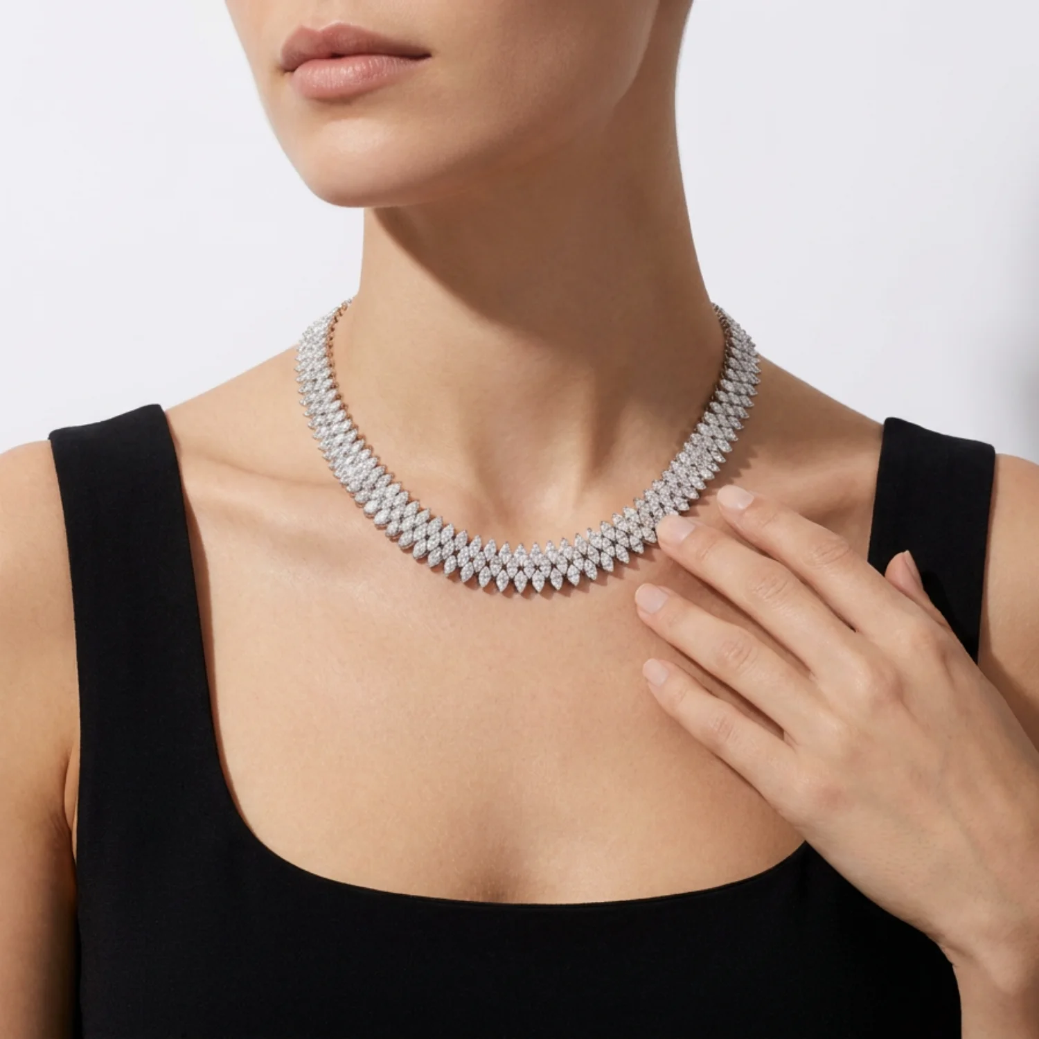 2ND PIC SKNK9290 18KW MQ NECKLACE model