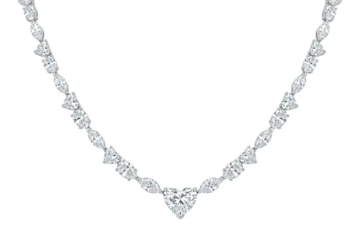BGNK7779 18KW HRT OVL MQ NECKLACE