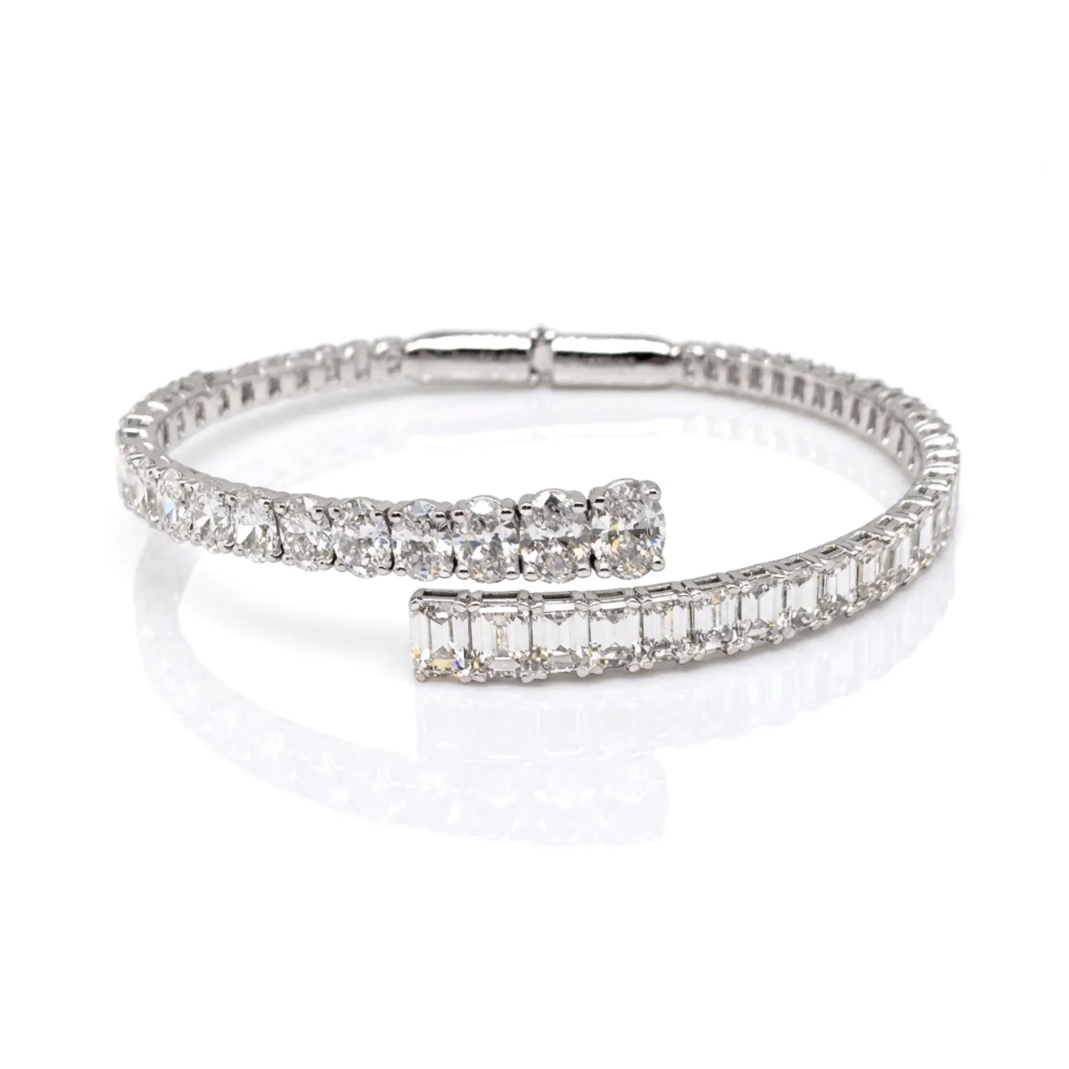 white bg – BGBN8659 – Imperial Contrast Diamond Bracelet