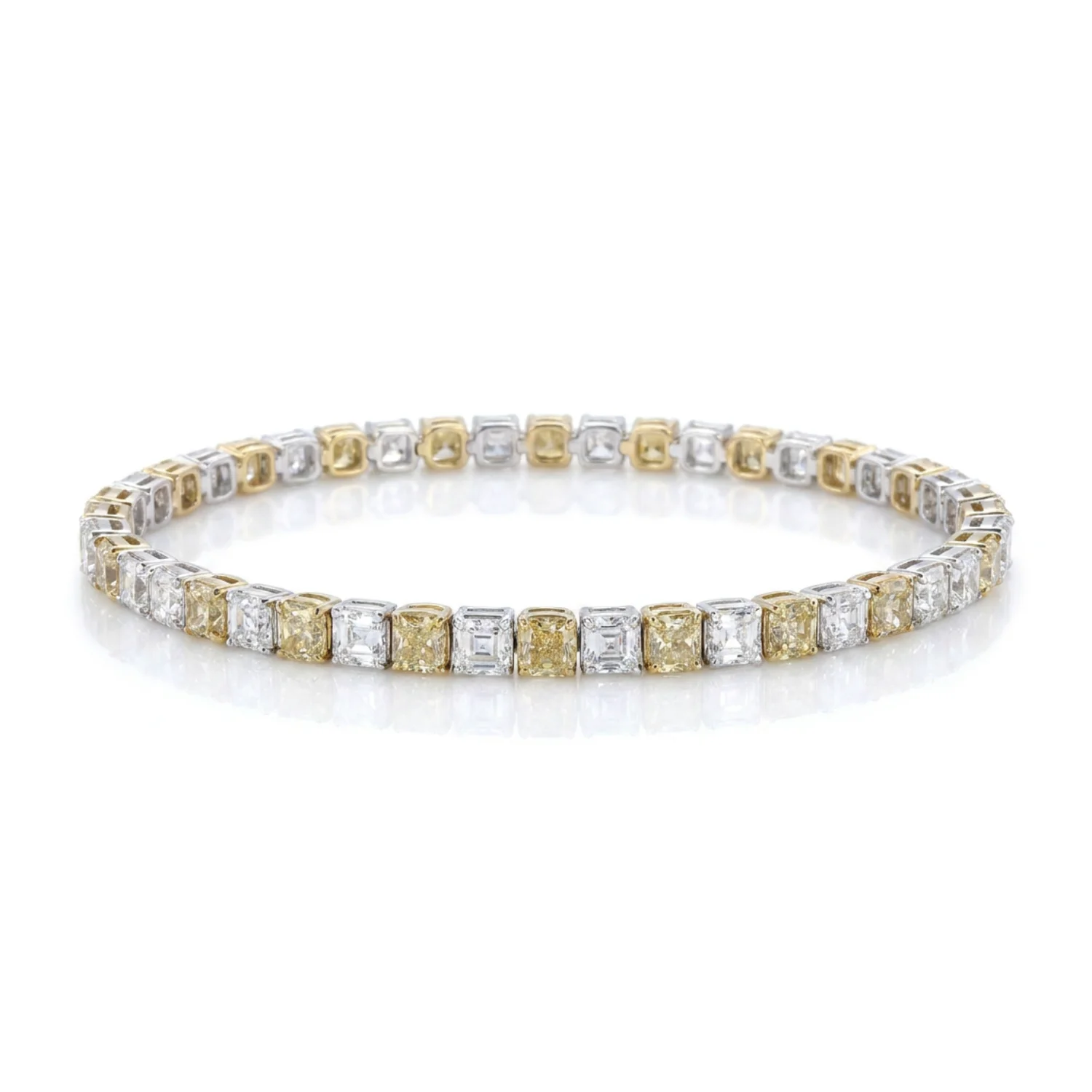 white bg – BGBR6153 – Golden Mosaic Diamond Bracelet