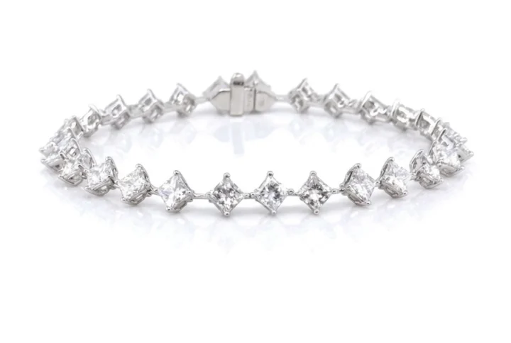 white bg - BGBR7898 - Stella Princess-Cut Diamond Bracelet