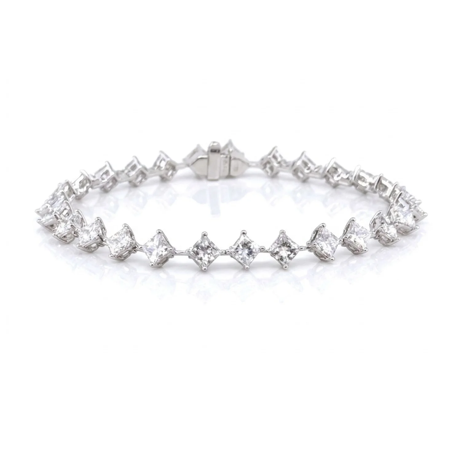 white bg – BGBR7898 – Stella Princess-Cut Diamond Bracelet