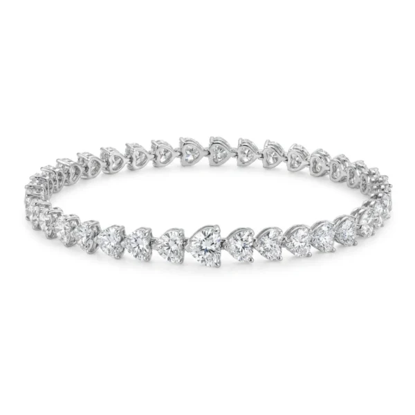 white bg - BGBR9284 - Valentina Heart Diamond Bracelet