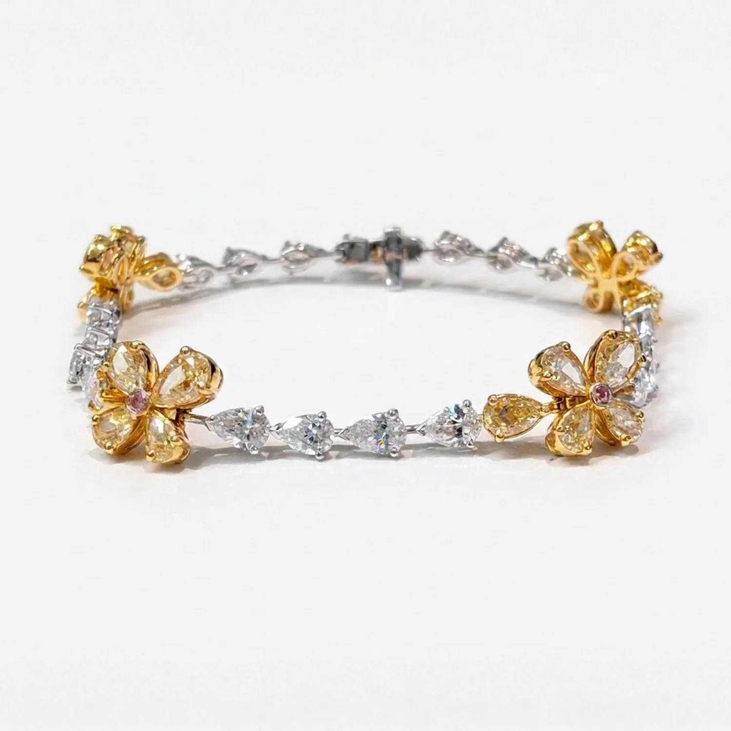 white bg – BGBR9427 – Flora Royale Two-Tone Bracelet
